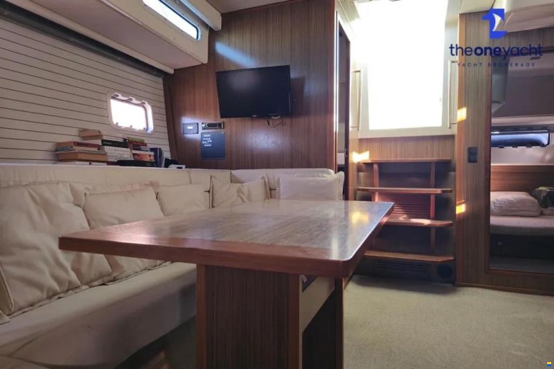 Bavaria Deep Blue 46