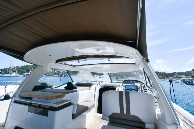 Bavaria Deep Blue 46