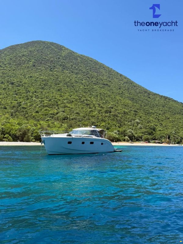 Bavaria Deep Blue 46