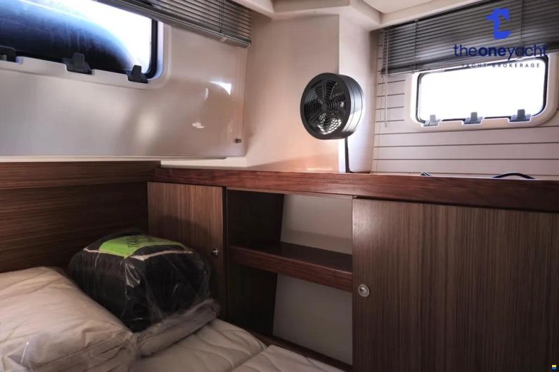 Bavaria Deep Blue 46