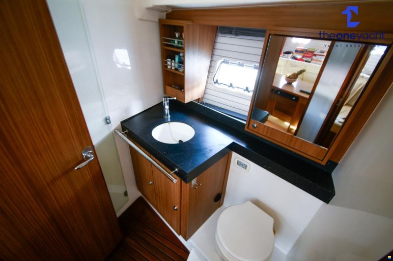 Bavaria Deep Blue 46