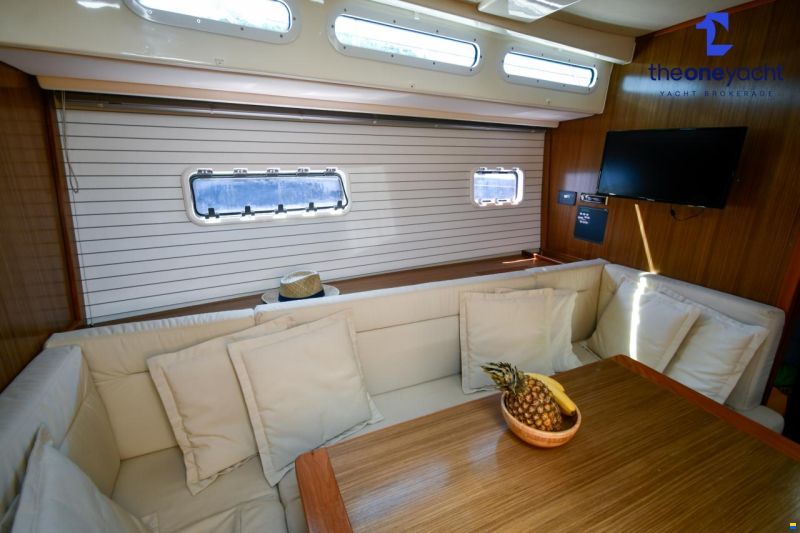 Bavaria Deep Blue 46