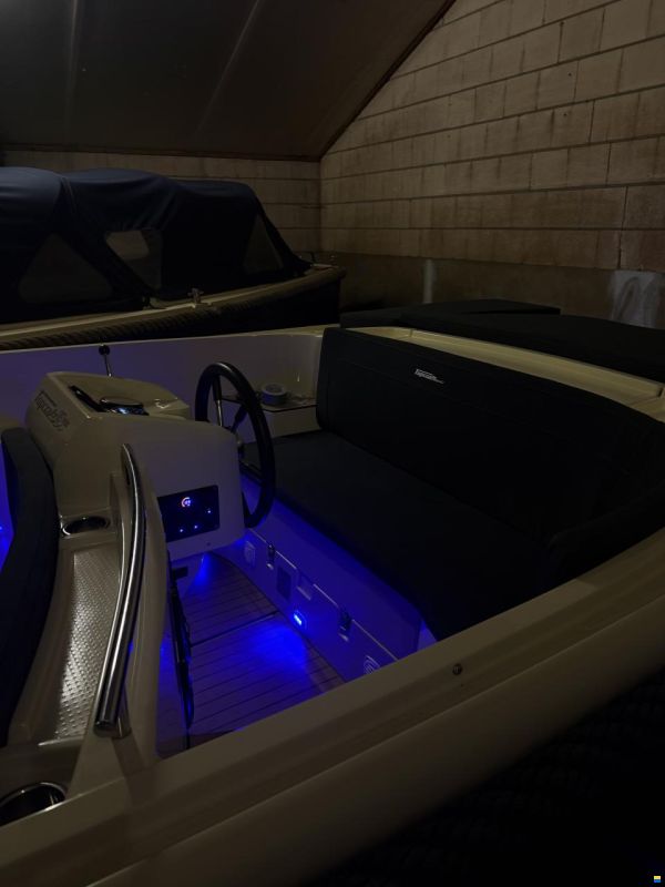 Topcraft 605