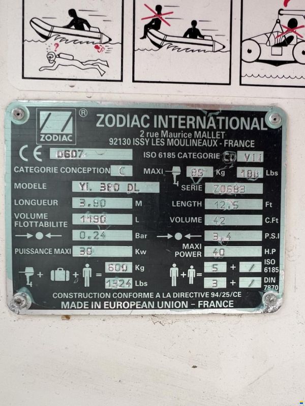 ZODIAC YACHT LINE 380 DE LUXE