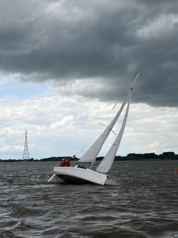 Beneteau First 24