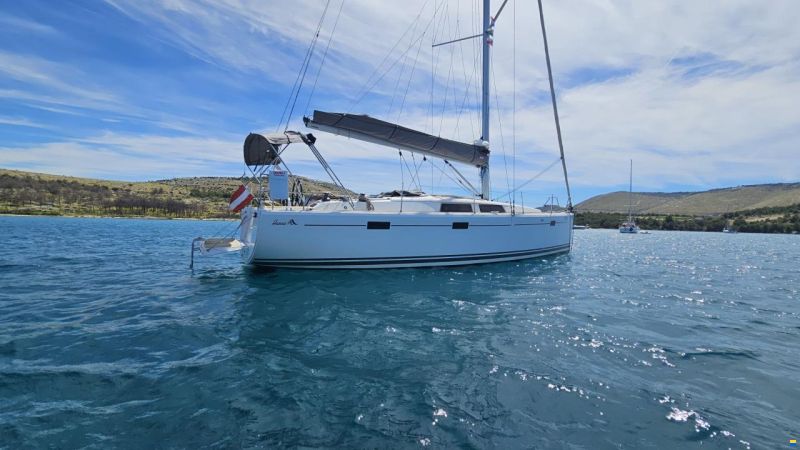 Hanse 415