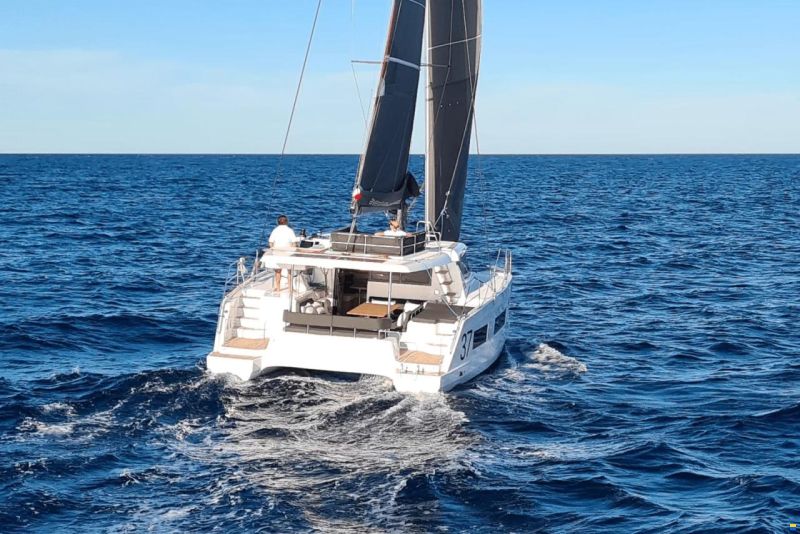 Aventura 37 Easy Sail & Comfort Packs