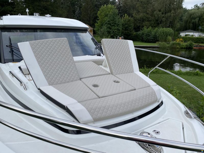 Jeanneau NC 33