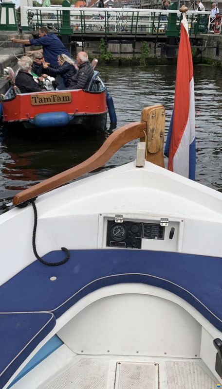 Baha Sloep 8 personen