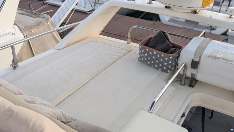 Azimut Trenta Sei (36)