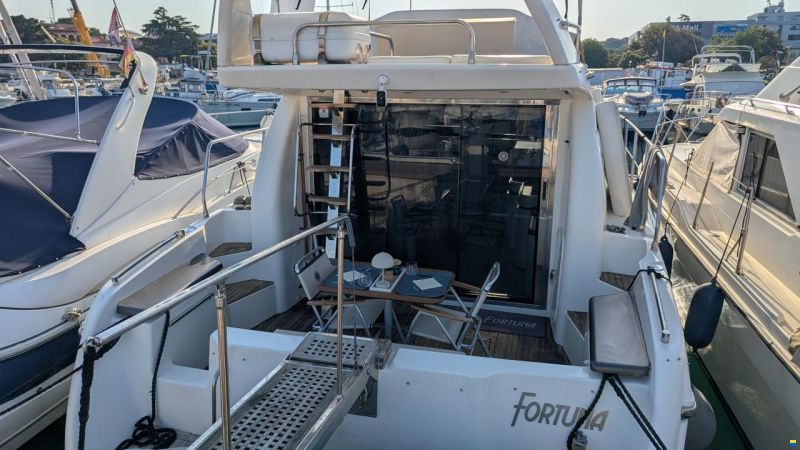 Azimut Trenta Sei (36)