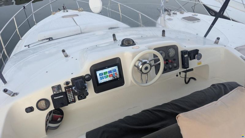 Azimut Trenta Sei (36)