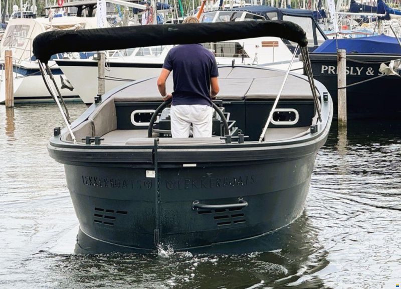 Damsko 750 Cabin