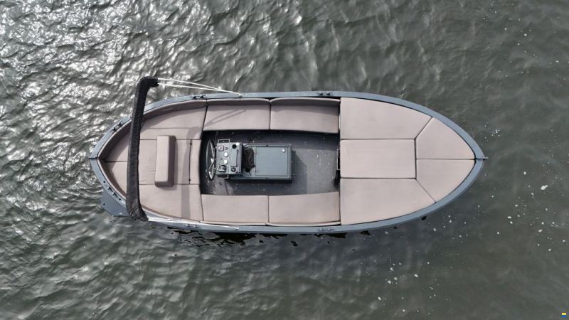 Damsko 750 Cabin