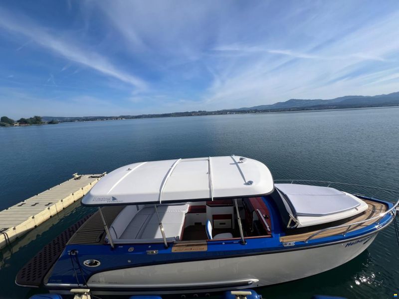 Alfastreet 23 Cabin