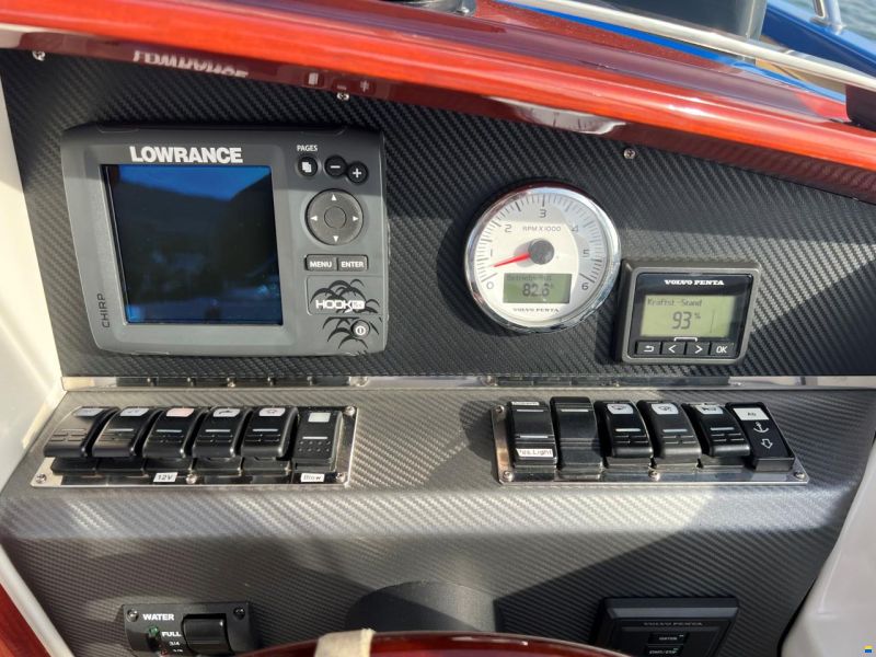 Alfastreet 23 Cabin