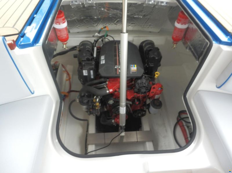 Alfastreet 23 Cabin