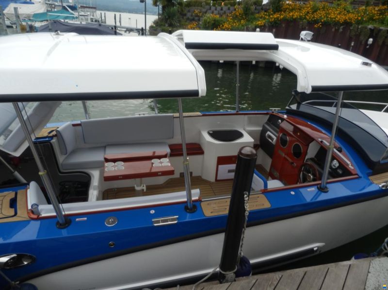 Alfastreet 23 Cabin
