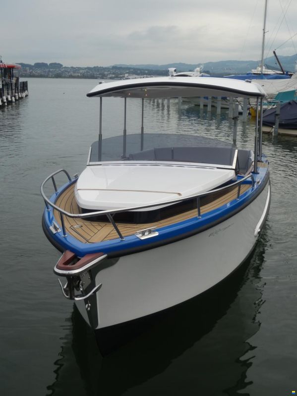 Alfastreet 23 Cabin
