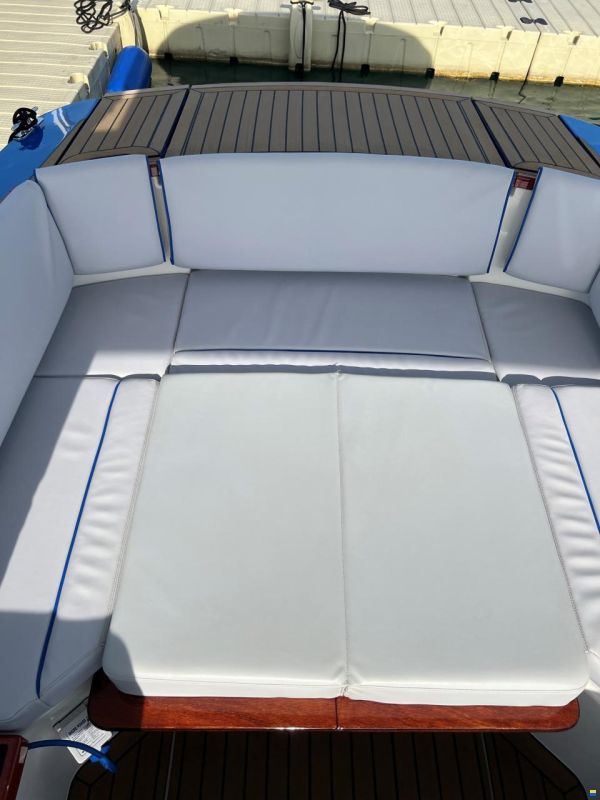 Alfastreet 23 Cabin