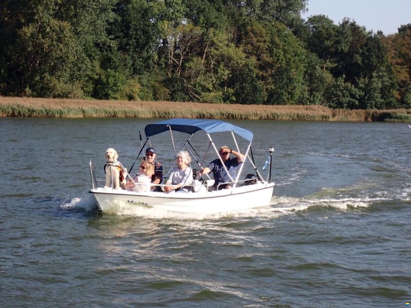 Naviplast Angelboot