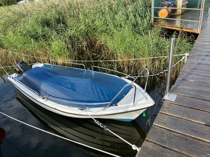 Naviplast Angelboot