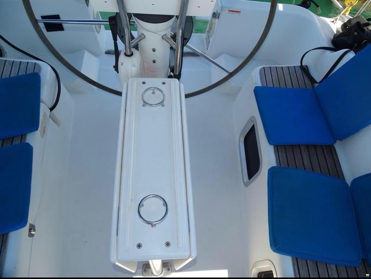 Jeanneau Sun Odyssey 32i