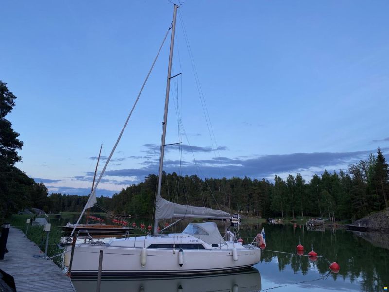 Hanse 320