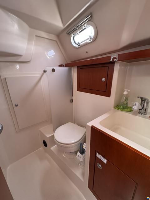Hanse 320