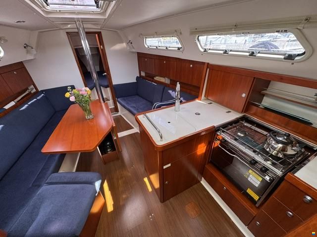 Hanse 320
