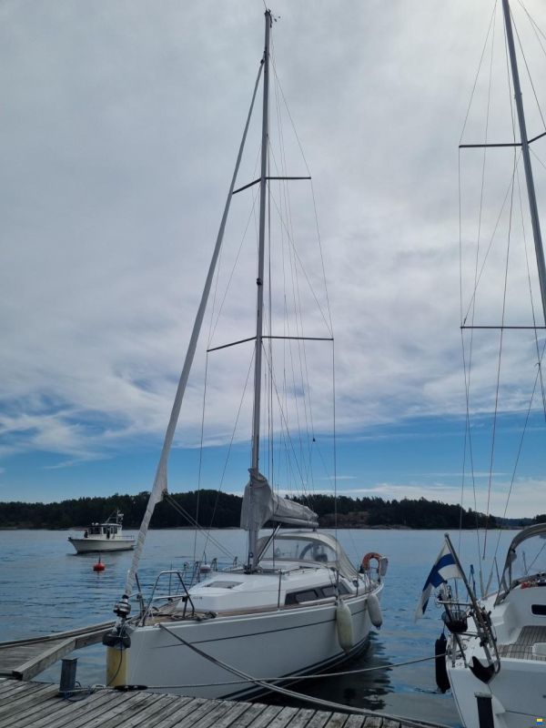 Hanse 320