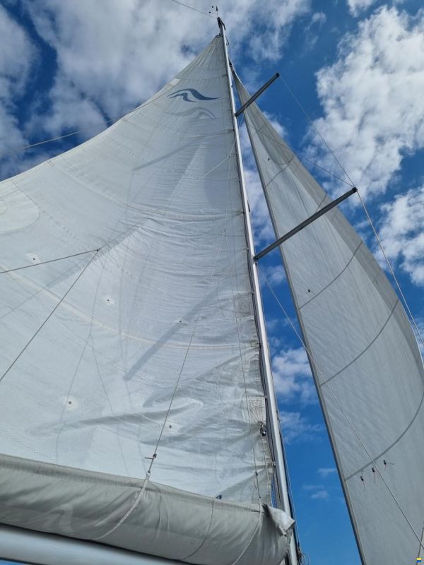 Hanse 320