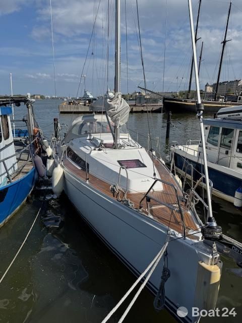 Hanse 320