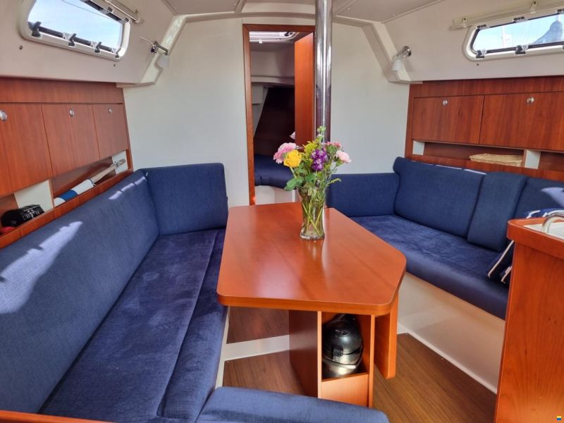 Hanse 320
