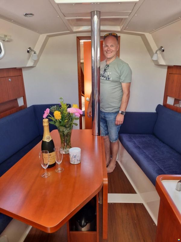 Hanse 320