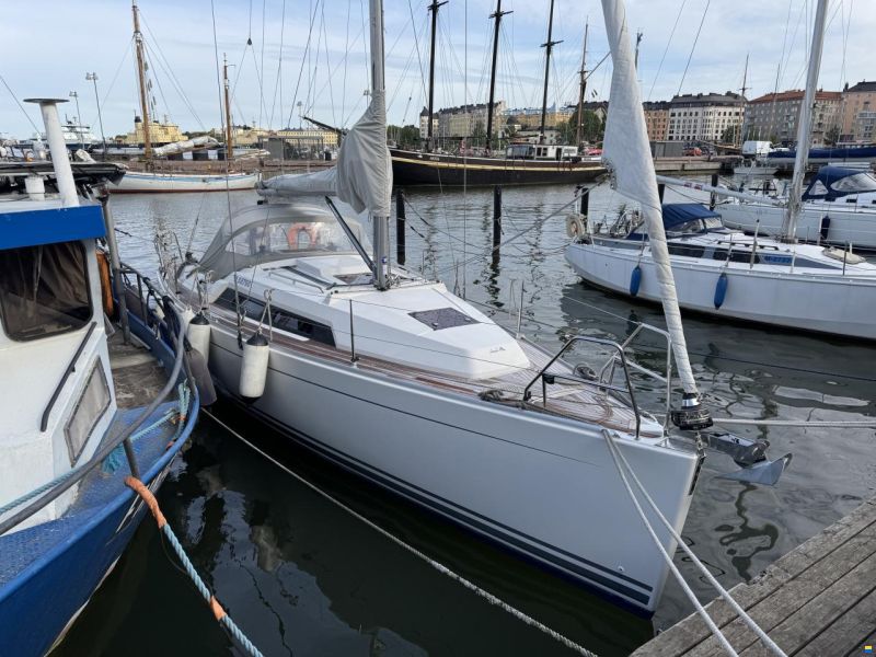 Hanse 320