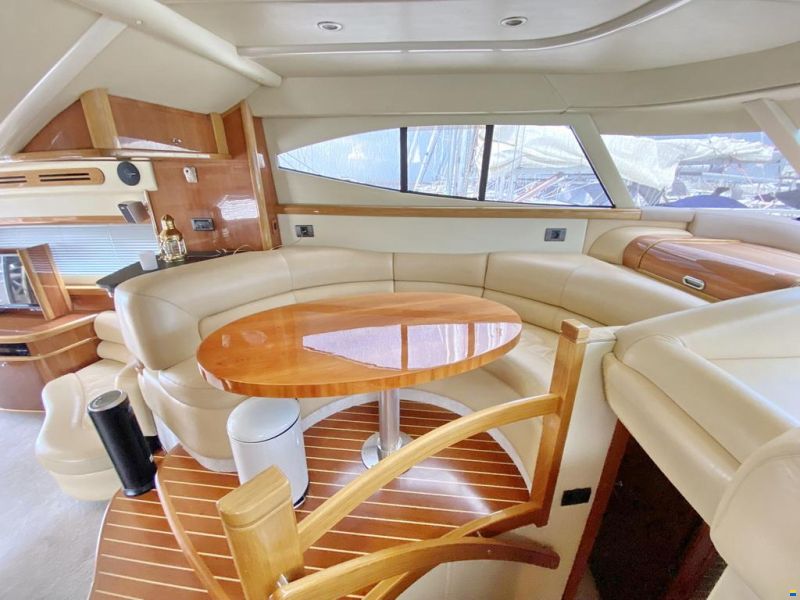 Sealine T 52
