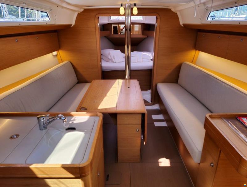 Dufour 360 Grand Large