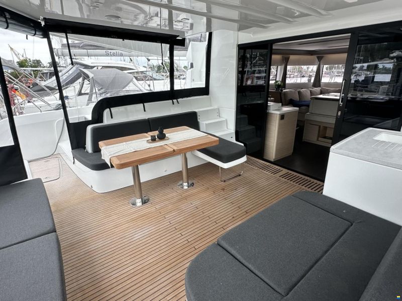 Lagoon 51