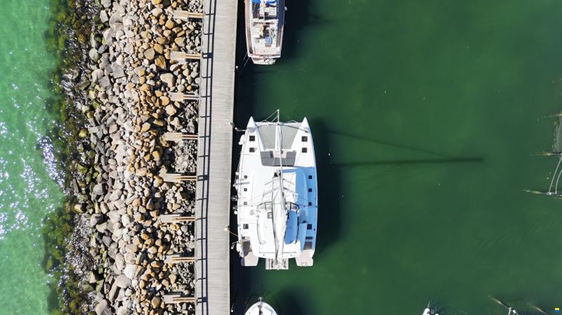 Lagoon 51