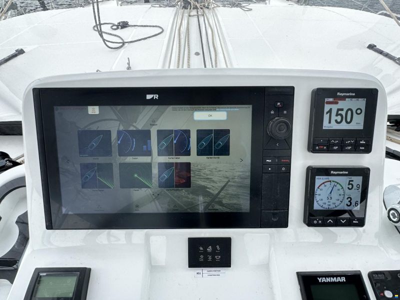 Lagoon 51