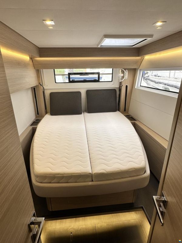 Lagoon 51
