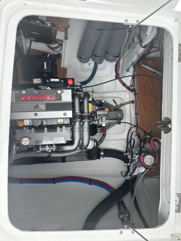 Lagoon 51