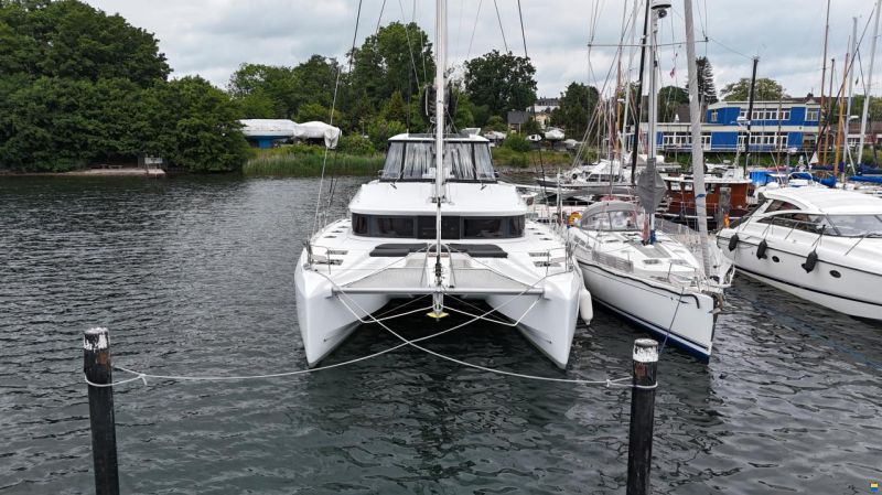 Lagoon 51