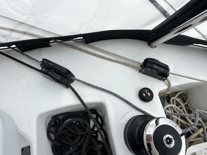 Lagoon 51