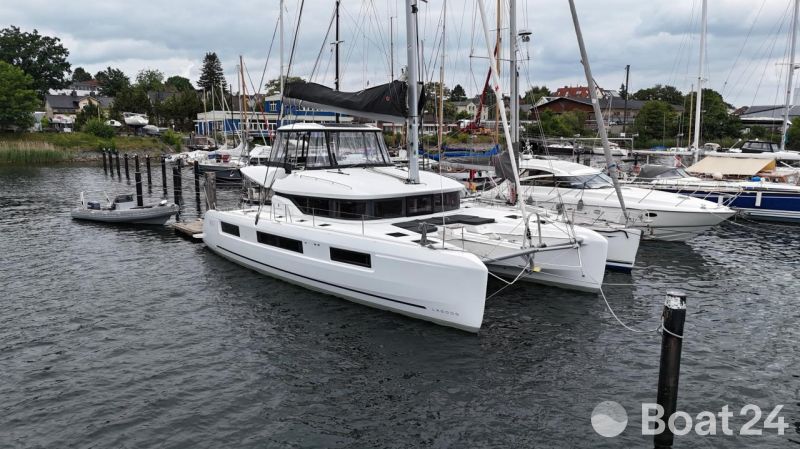 Lagoon 51
