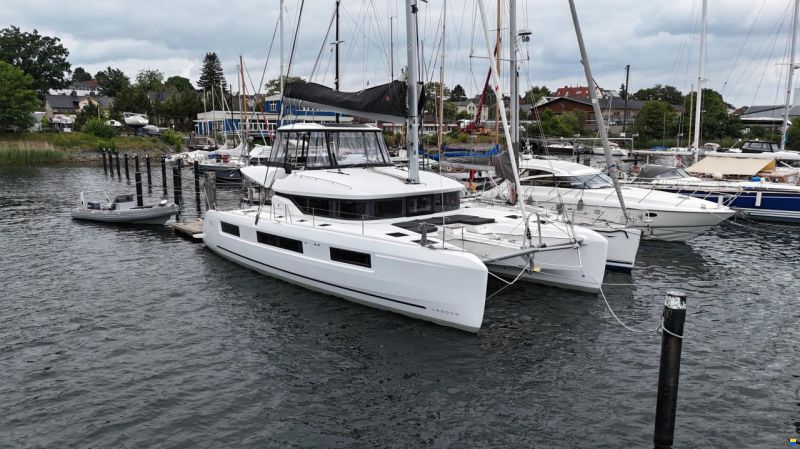 Lagoon 51