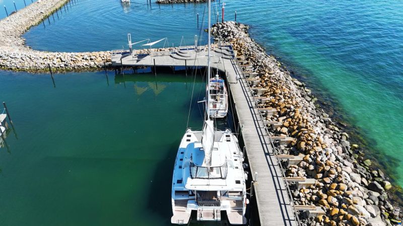 Lagoon 51
