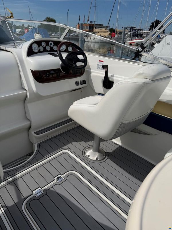 Larson 220 Cabrio