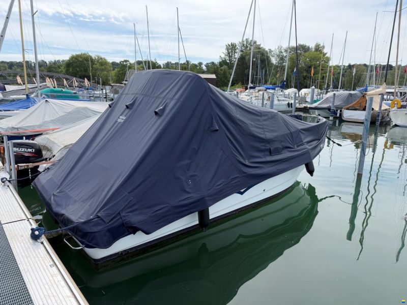 Larson 220 Cabrio